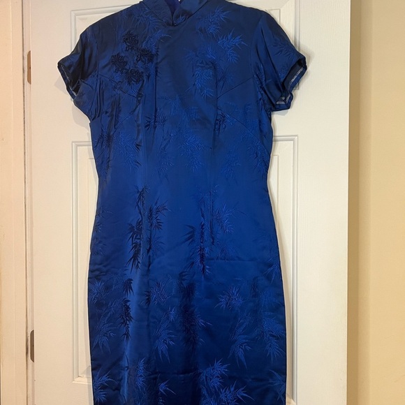 Royal Blue Cheongsam Elegant -  Vintage? - Picture 4 of 11